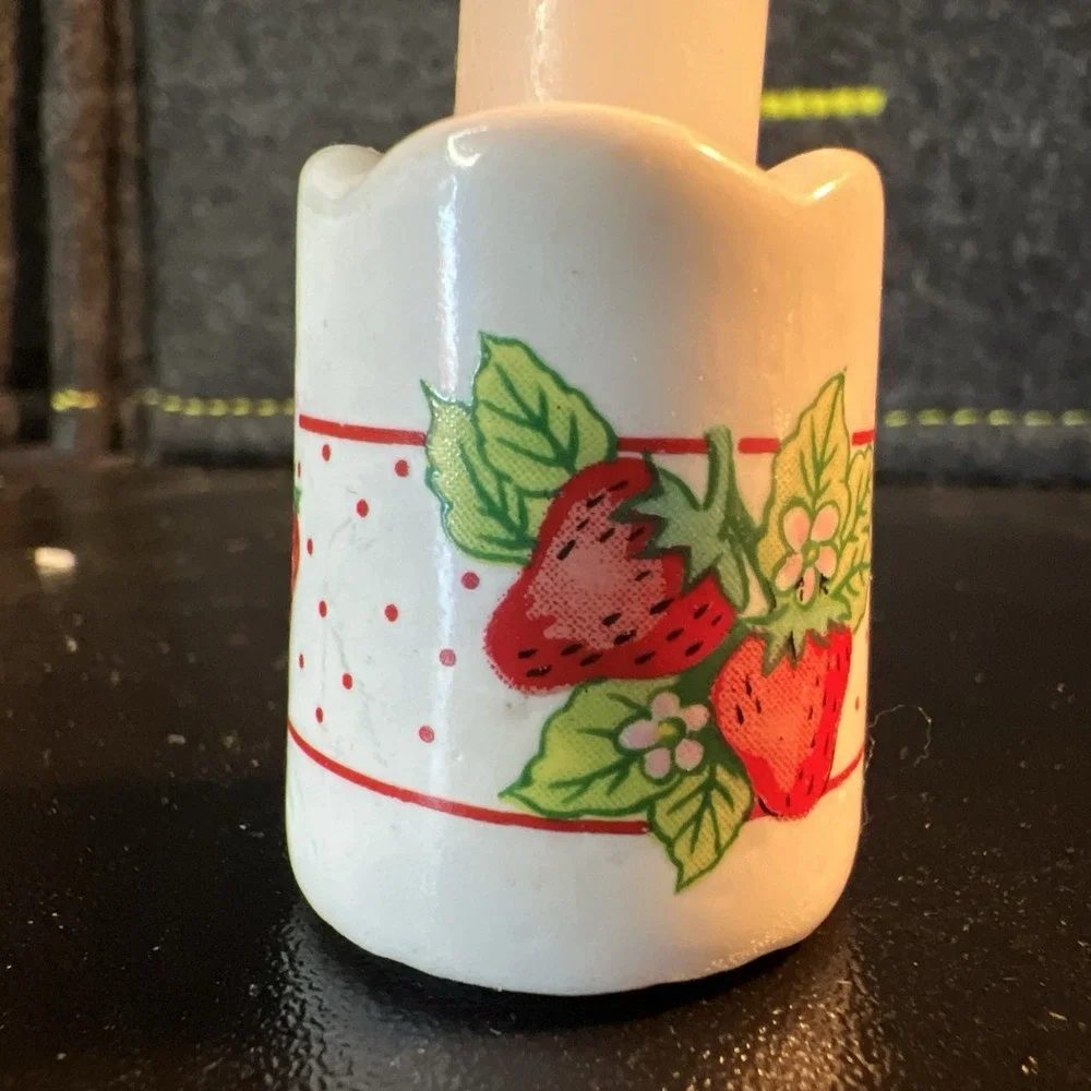 Vintage‎ Russ Berrie Candle Stick Holder - Strawberries Spring Ornament Fruit